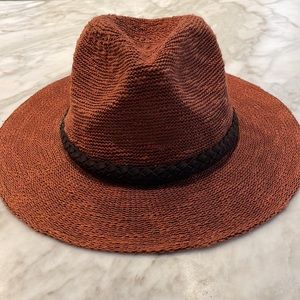 Billabong Brimmed Hat w/ Braided Band